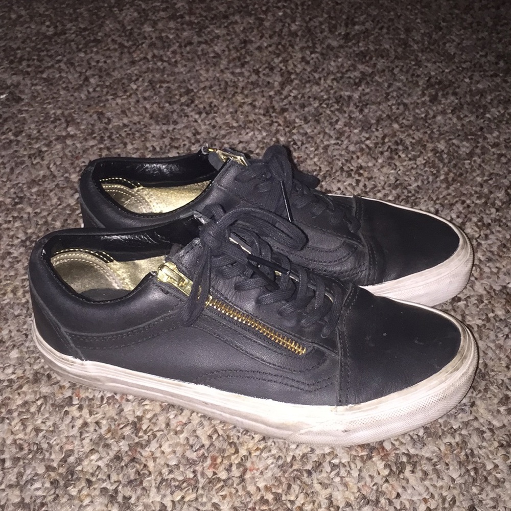 Leather zipped vans